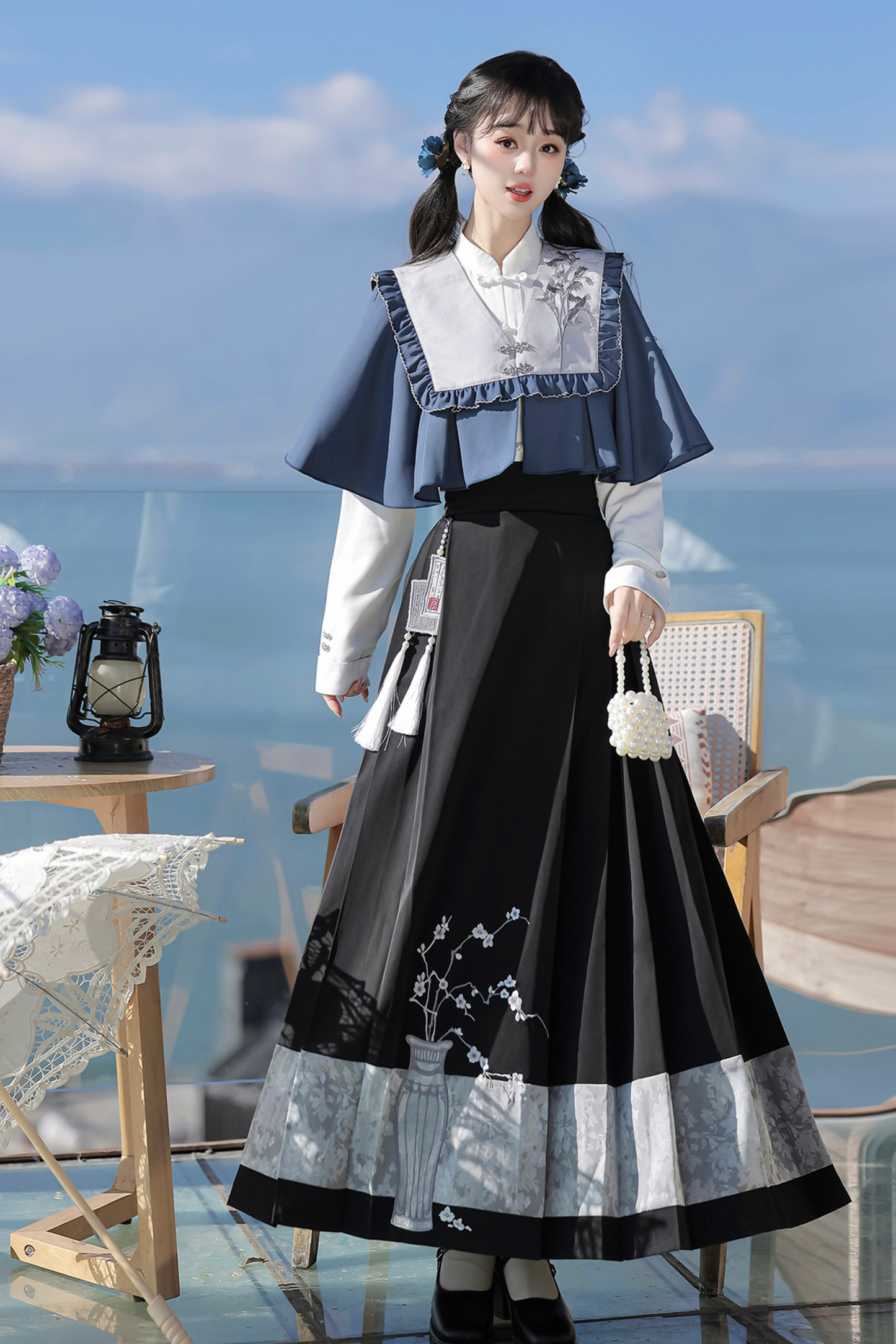 Train Book Fragrance China Top + Shawl + Skirt