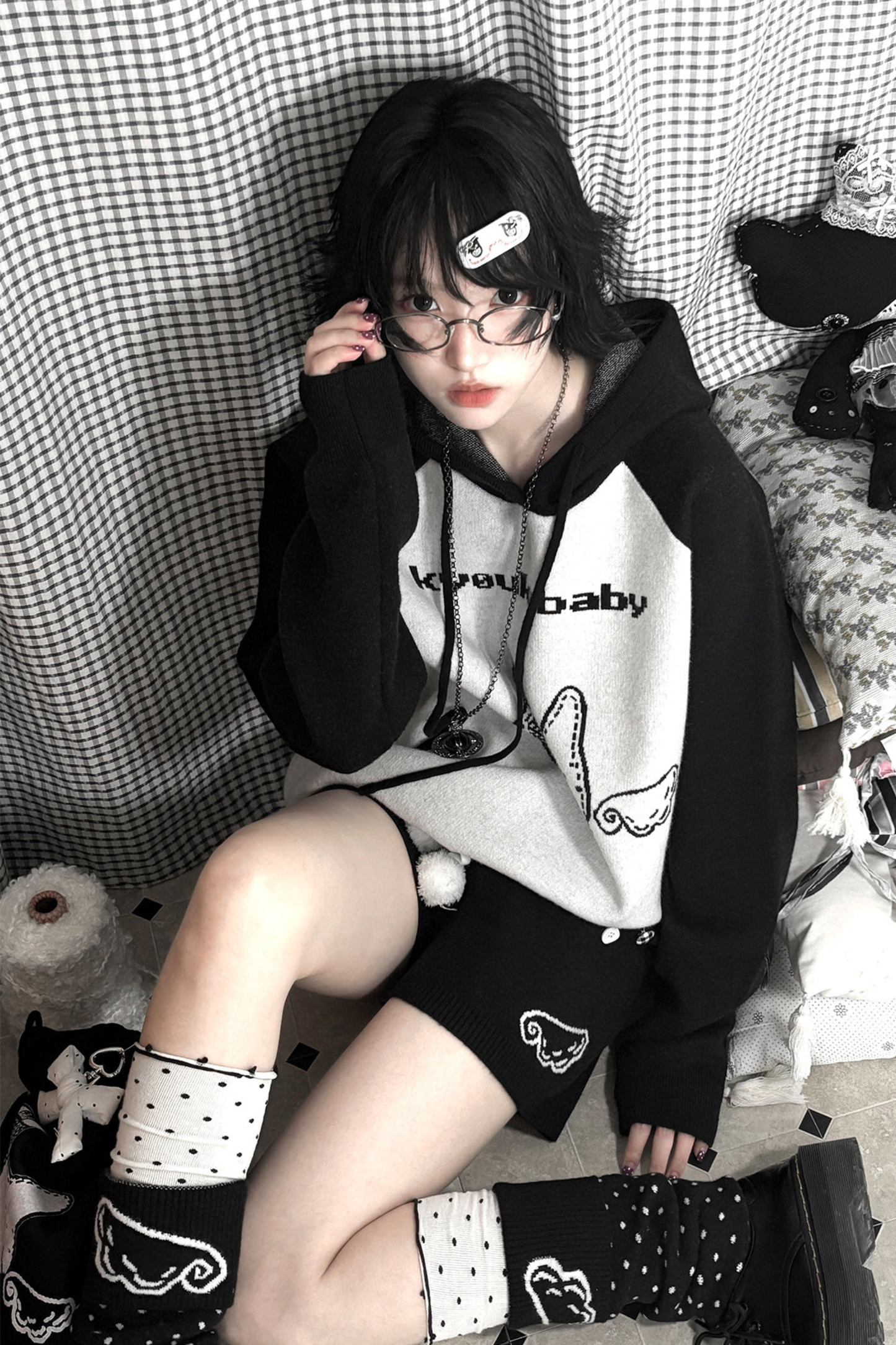 Hoodie Loose Top + Pants + Bag + Ribbon + Leg Warmers