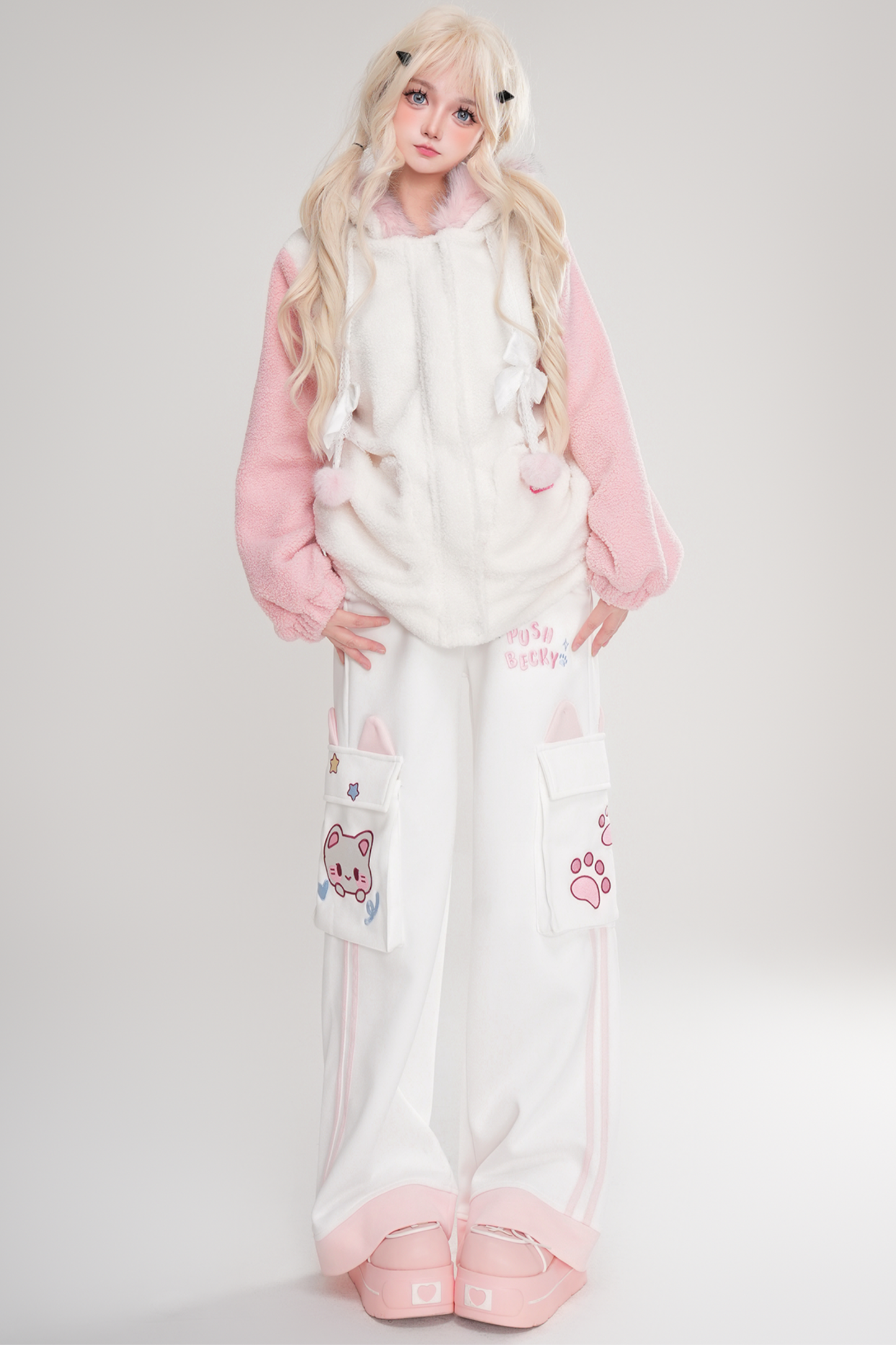 プラッシュバニーイヤーフーデッドコート