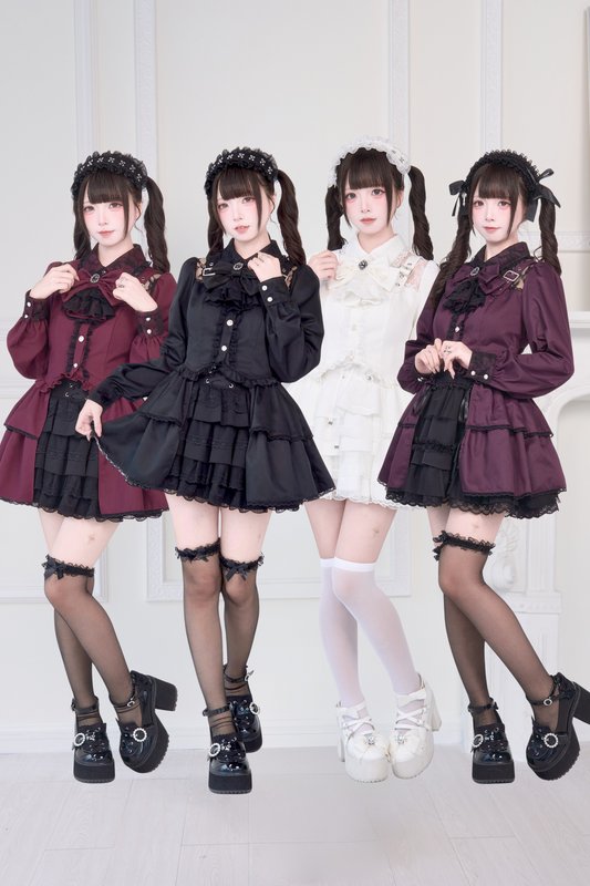 【予約商品】レースバックルショルダーロングテールライトゴシックリボンシャツ