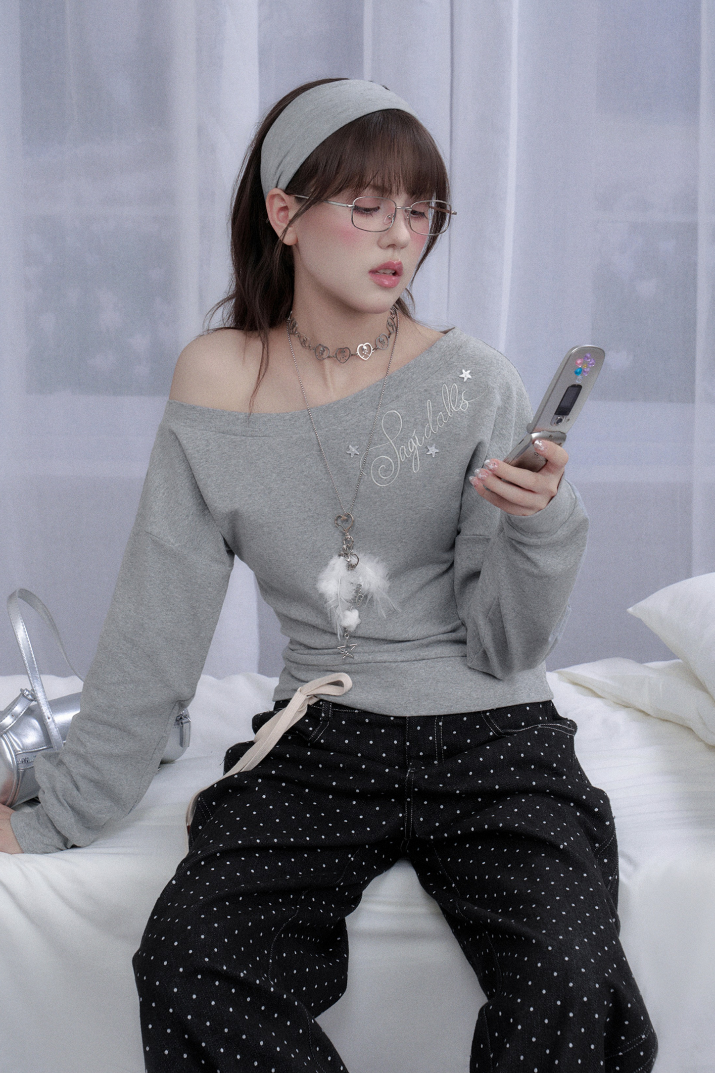 ワンポイントロゴカジュアルワンショルダートップス