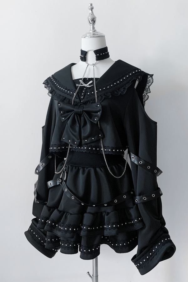 ダークレースアウトフィットトップス+スカート