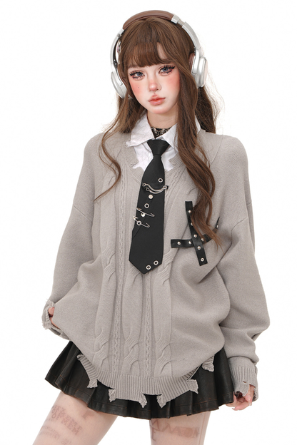 ダークカレッジルーズニット