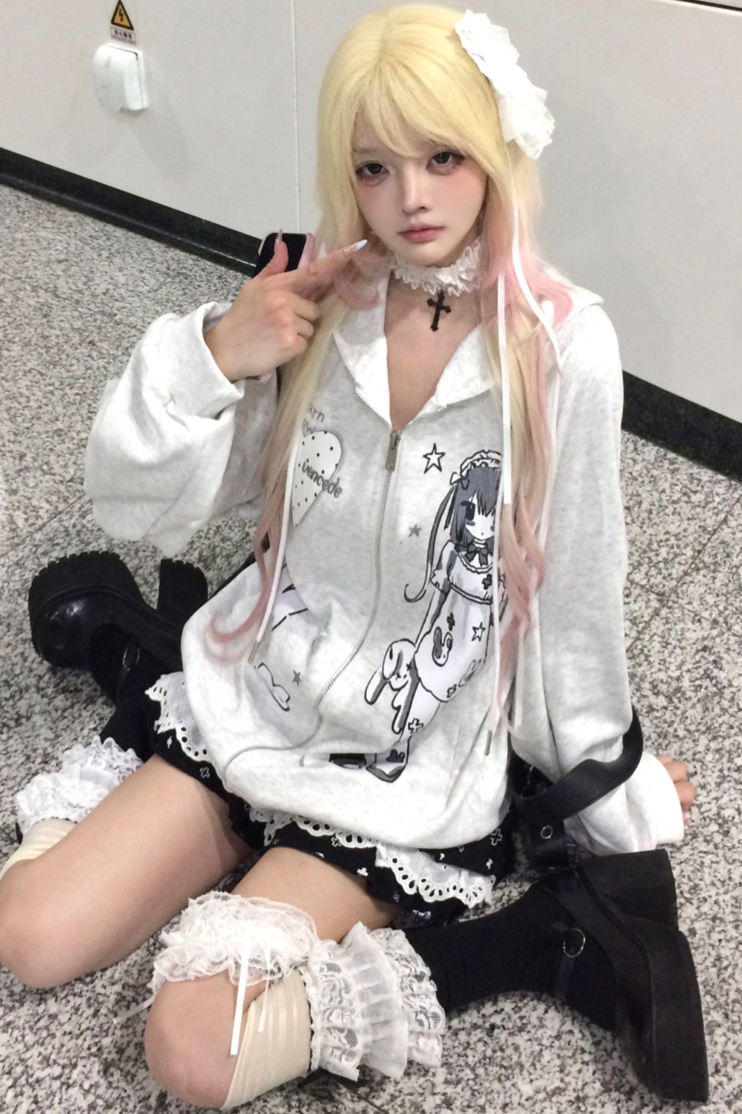 アニメプリントフードルーズパーカー