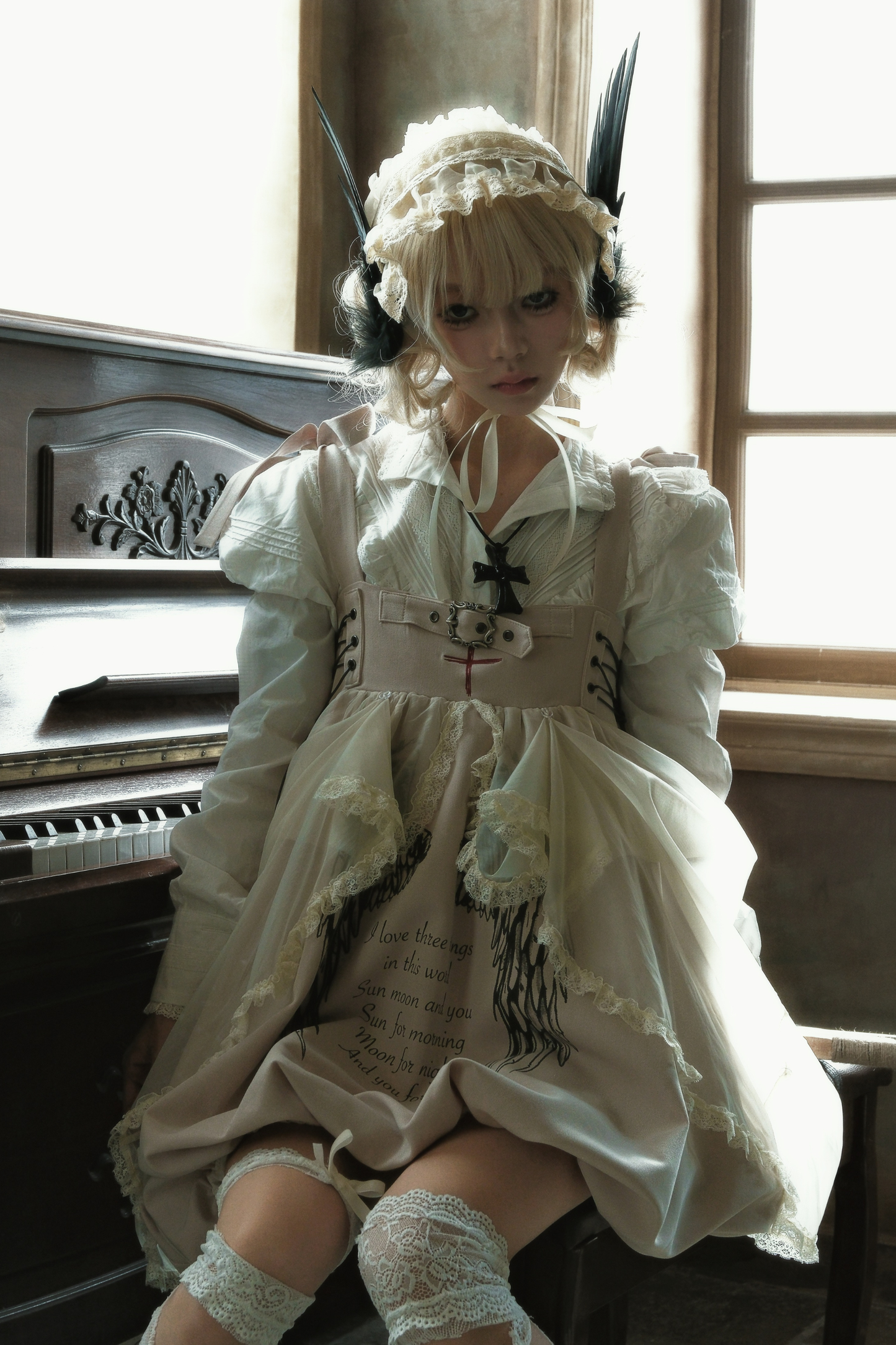 ゴシックバルーンサスペンダードレス