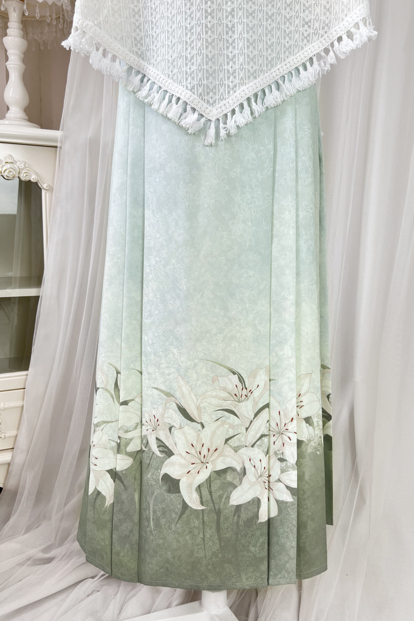 Flower Garden Retro Skirt + Camisole + Long Shawl