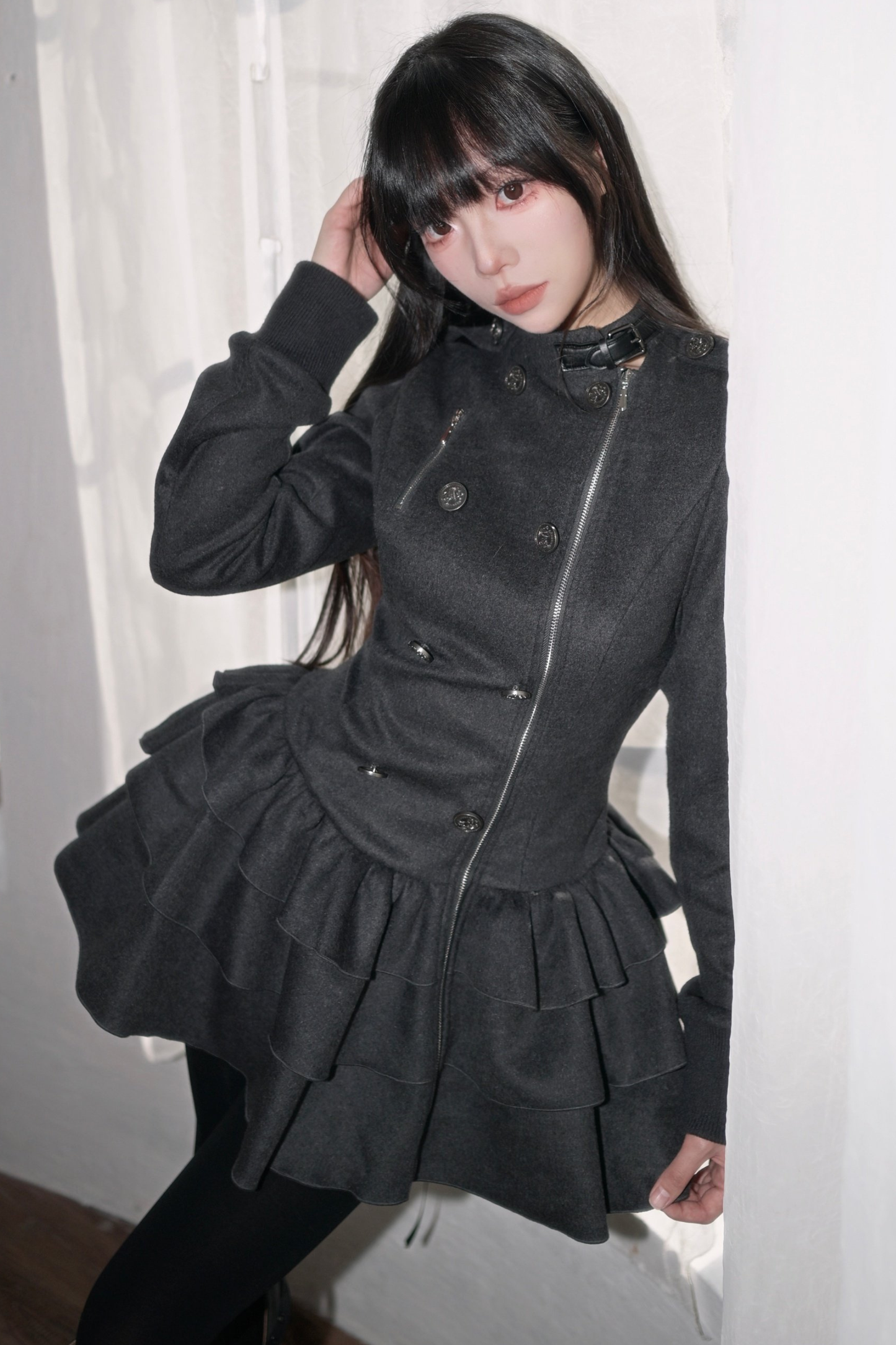 ゴシックフリルティアードドレス