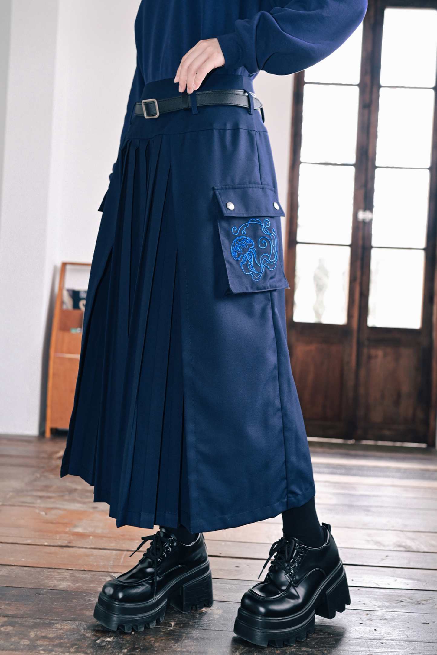 Slimming Jellyfish Stitch Pleated Skirt