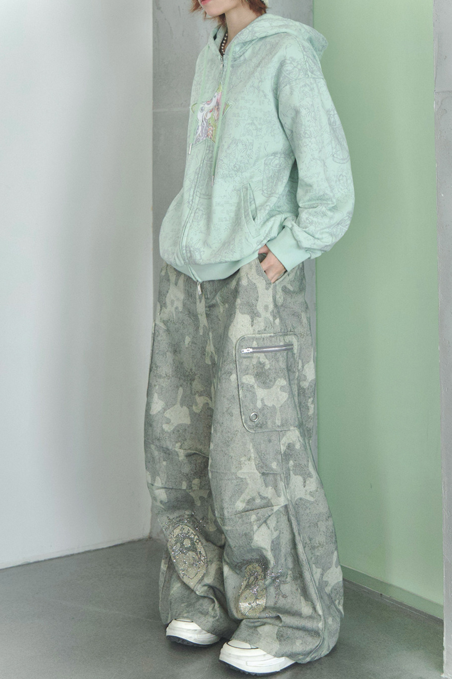 ラインストーンカモフラージュパンツ