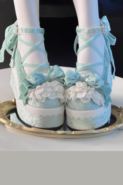 [Reservation deadline on October 25]  Fantasy World Dream Cake Velvet Platform Shoes