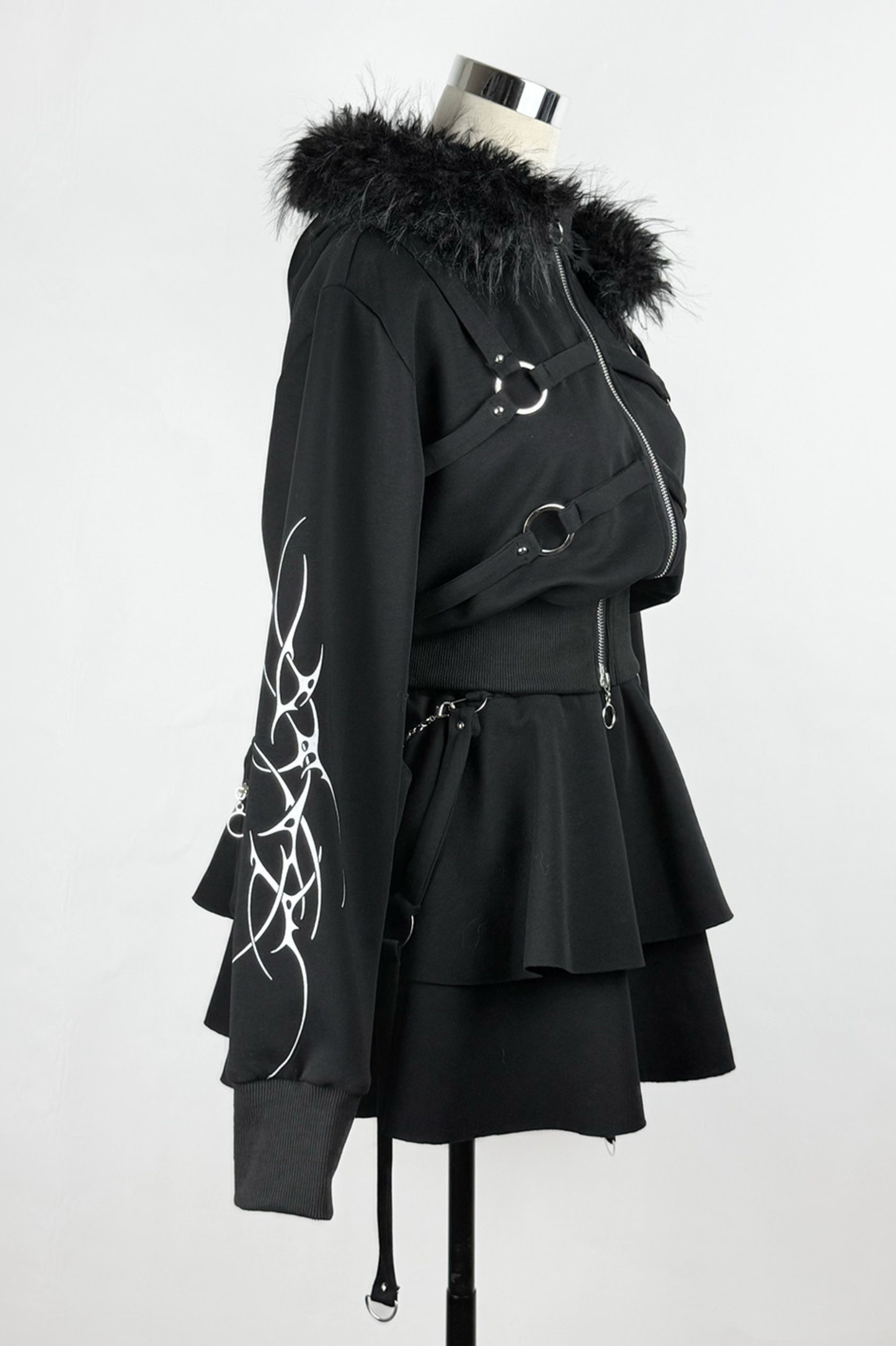 고딕 프린트 재킷 + 스커트