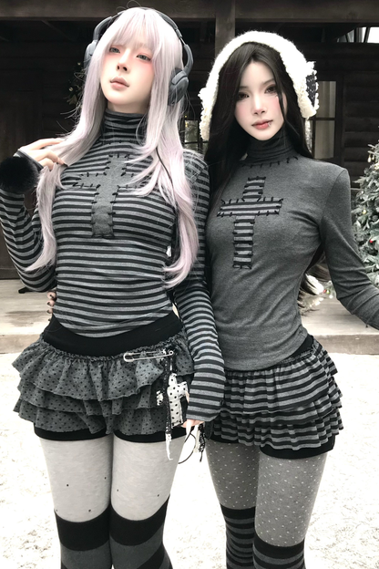 クロスハイネックトップス+パンツスカート+ペンダント