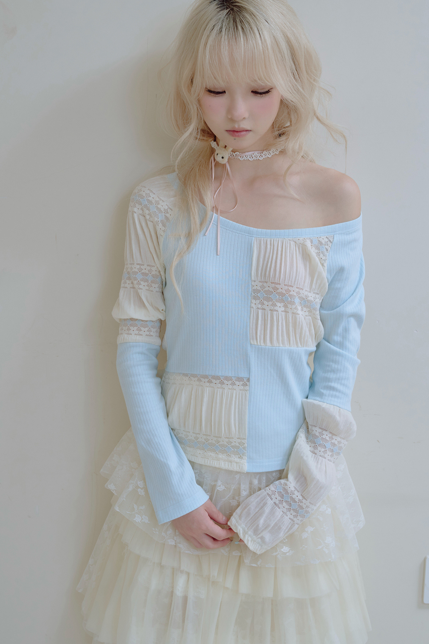 パッチワークデザインクルーネックトップス