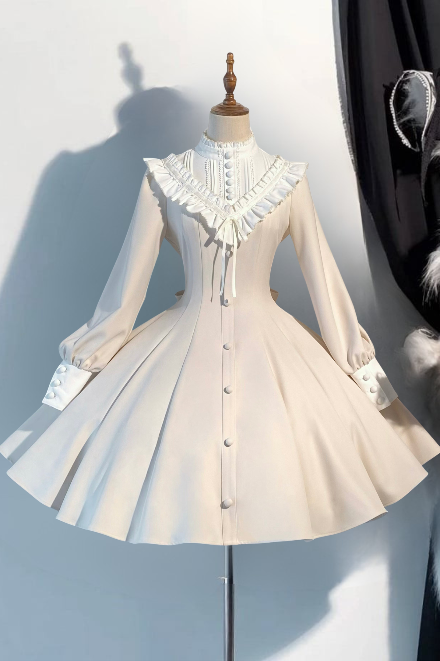 【Reservation deadline February 23】Classic Elegant Series Frill Stand Collar Short Flare Dress