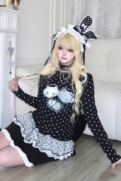 ゴシックドットスリムフィットトップス