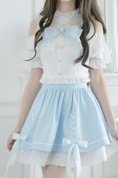 Lace short off-the-shoulder shirt + lace-up skirt