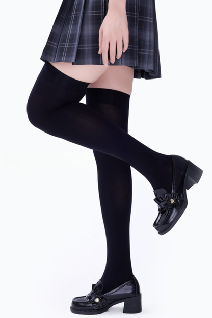 ベルベットオーバーザソックス