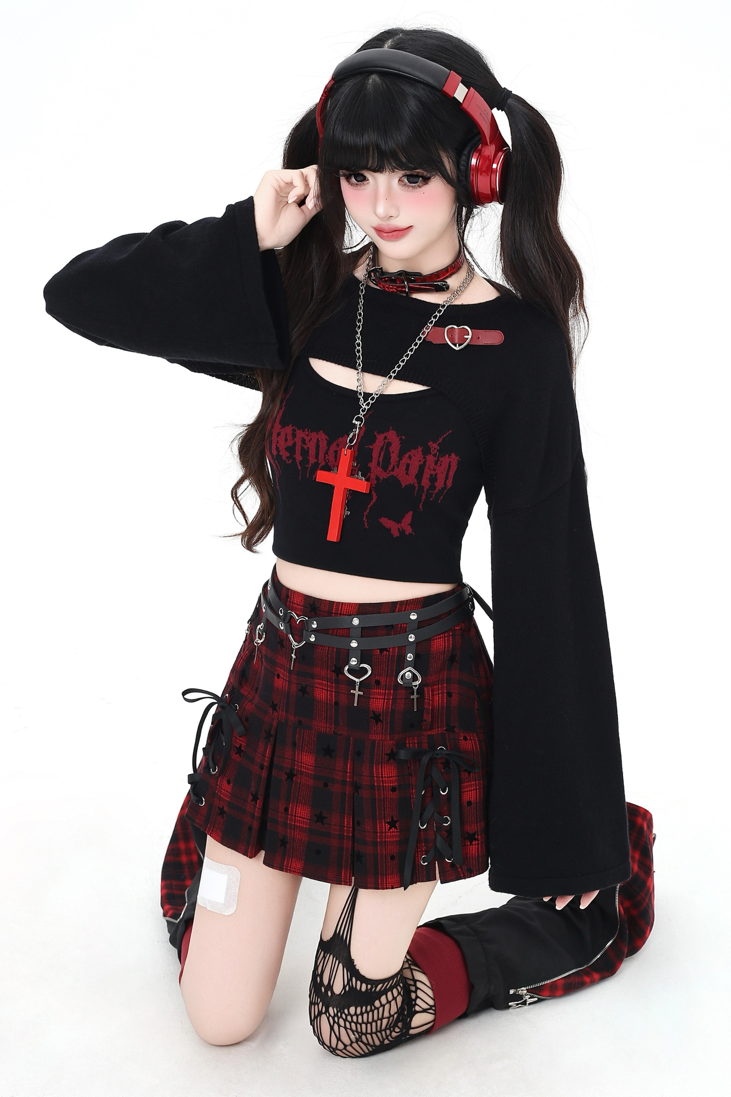 ダークショートトップス+インナーキャミソール