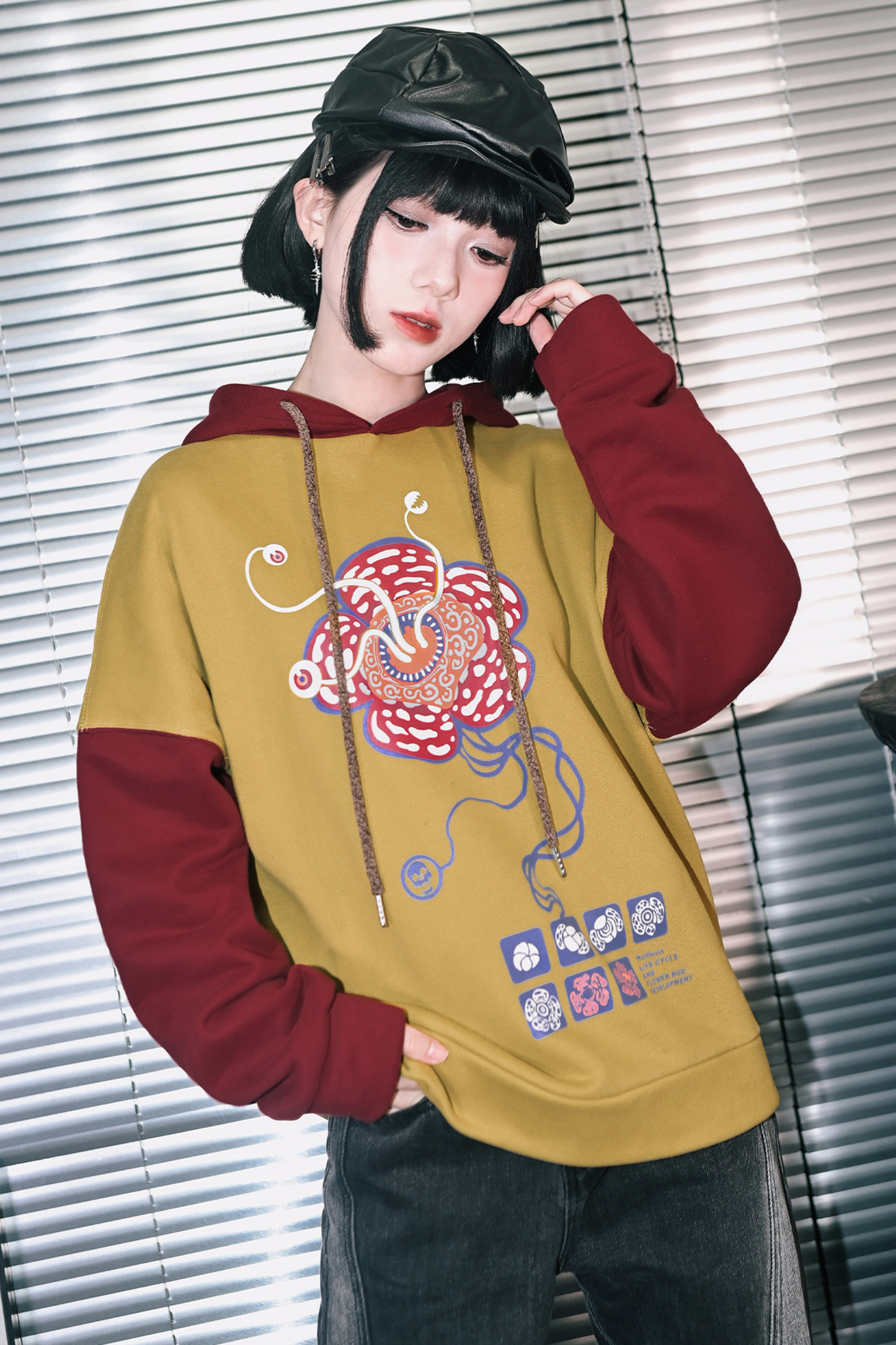 ラフレシアフラワーバイカラーフードパーカー