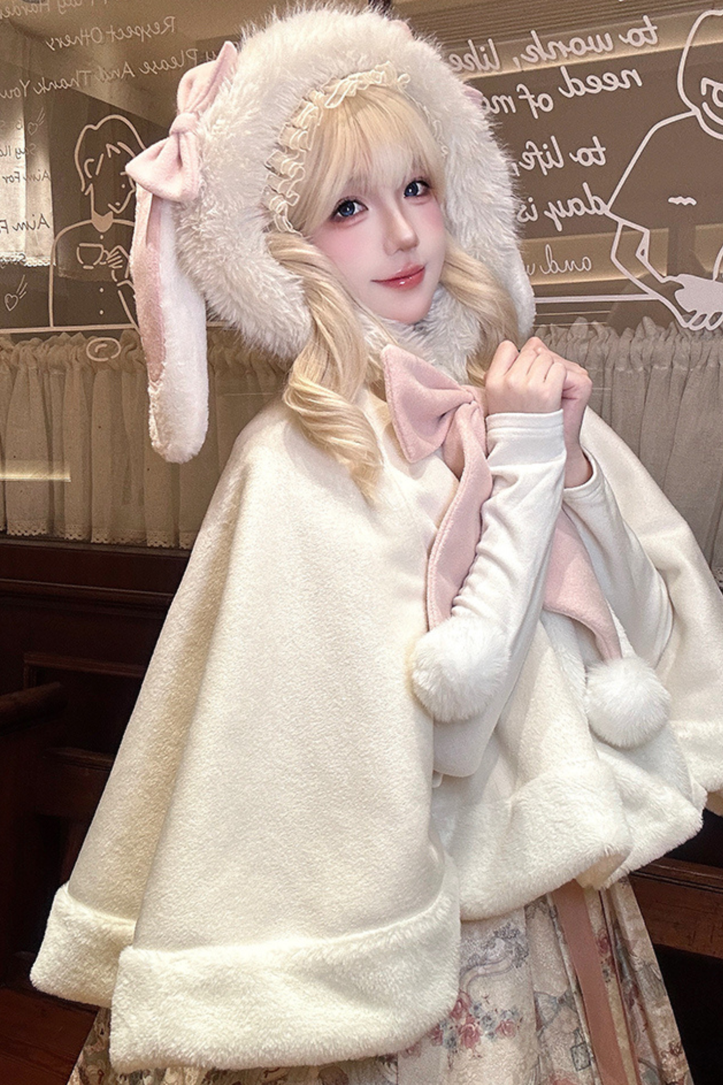 ファーバニーフードマント