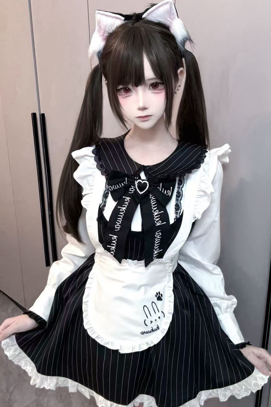 ダークエンジェルレースアップドレス+エプロン+セーター