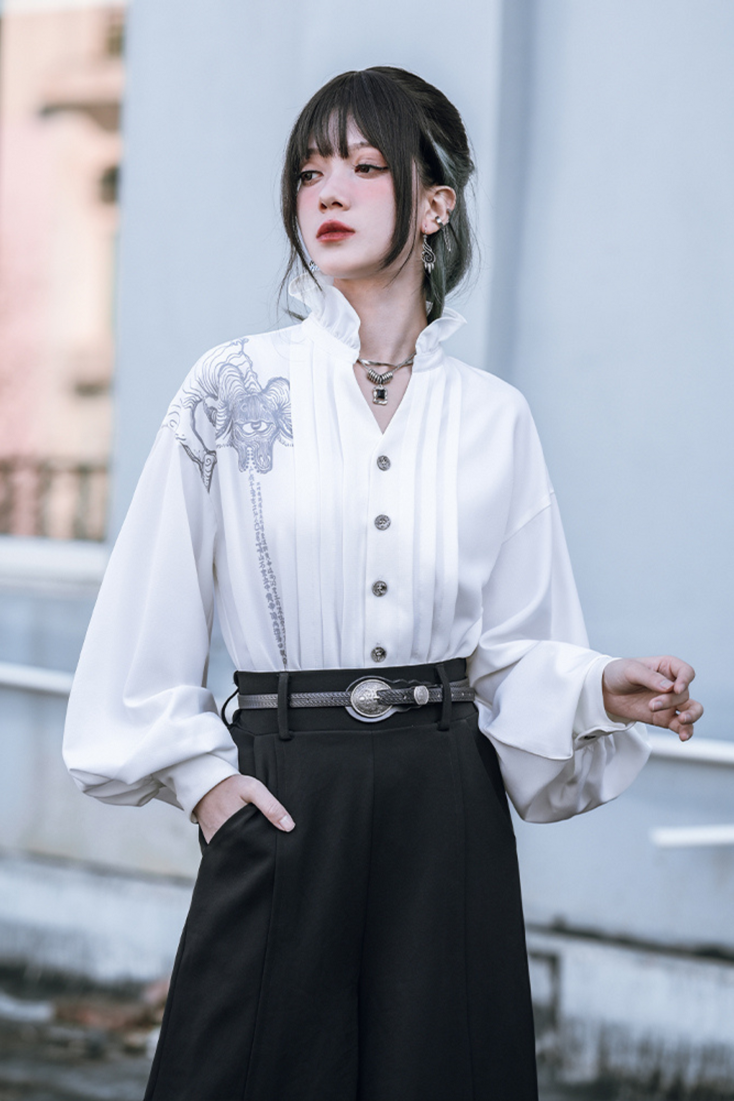 レーススタンドカラーホワイトシャツ