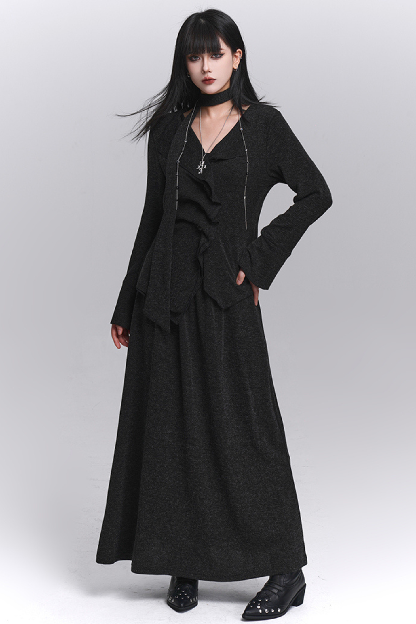 シックモードトップス＋ロングスカート