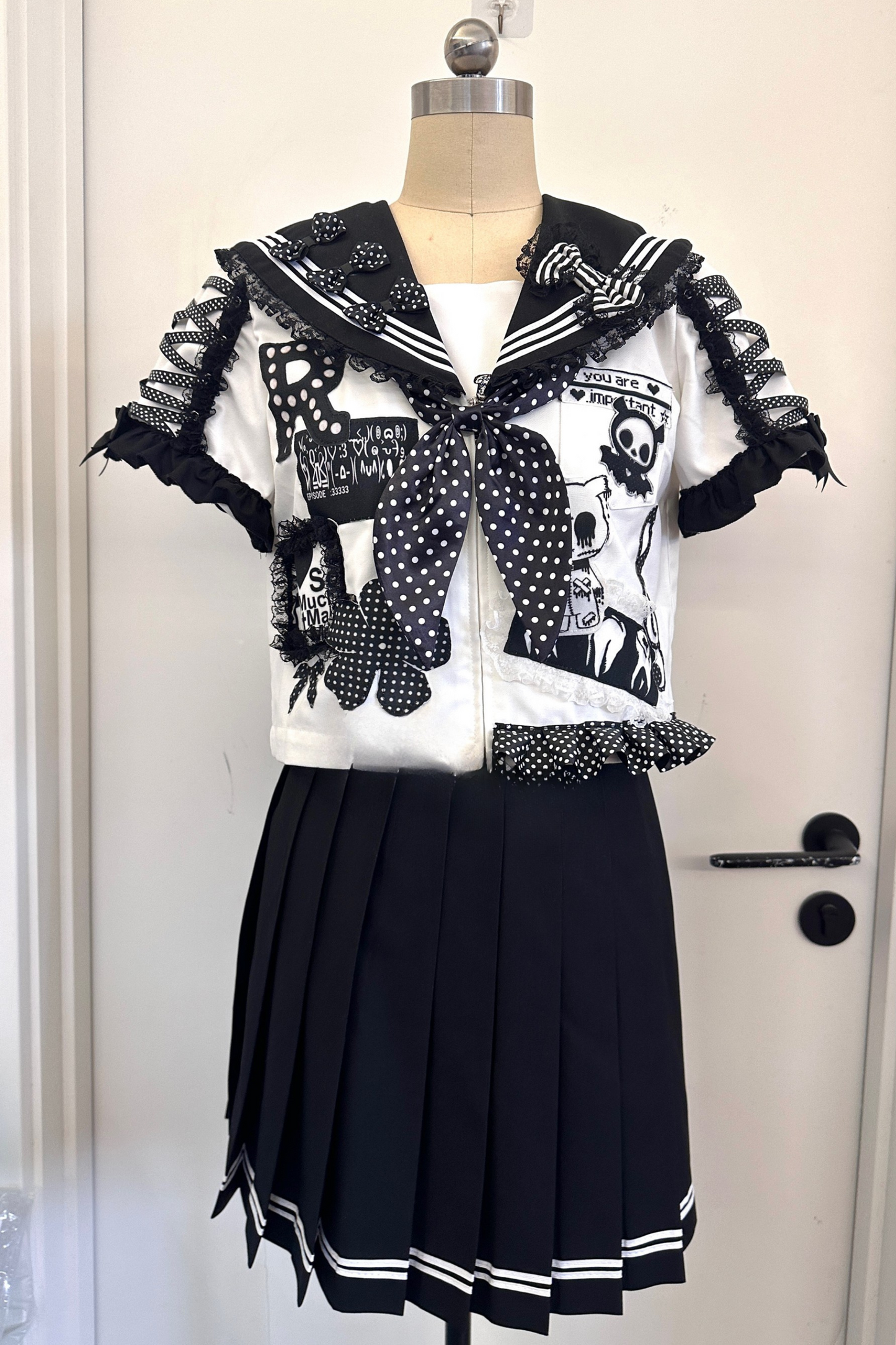 キャンパスセーラーパンクトップス+スカート