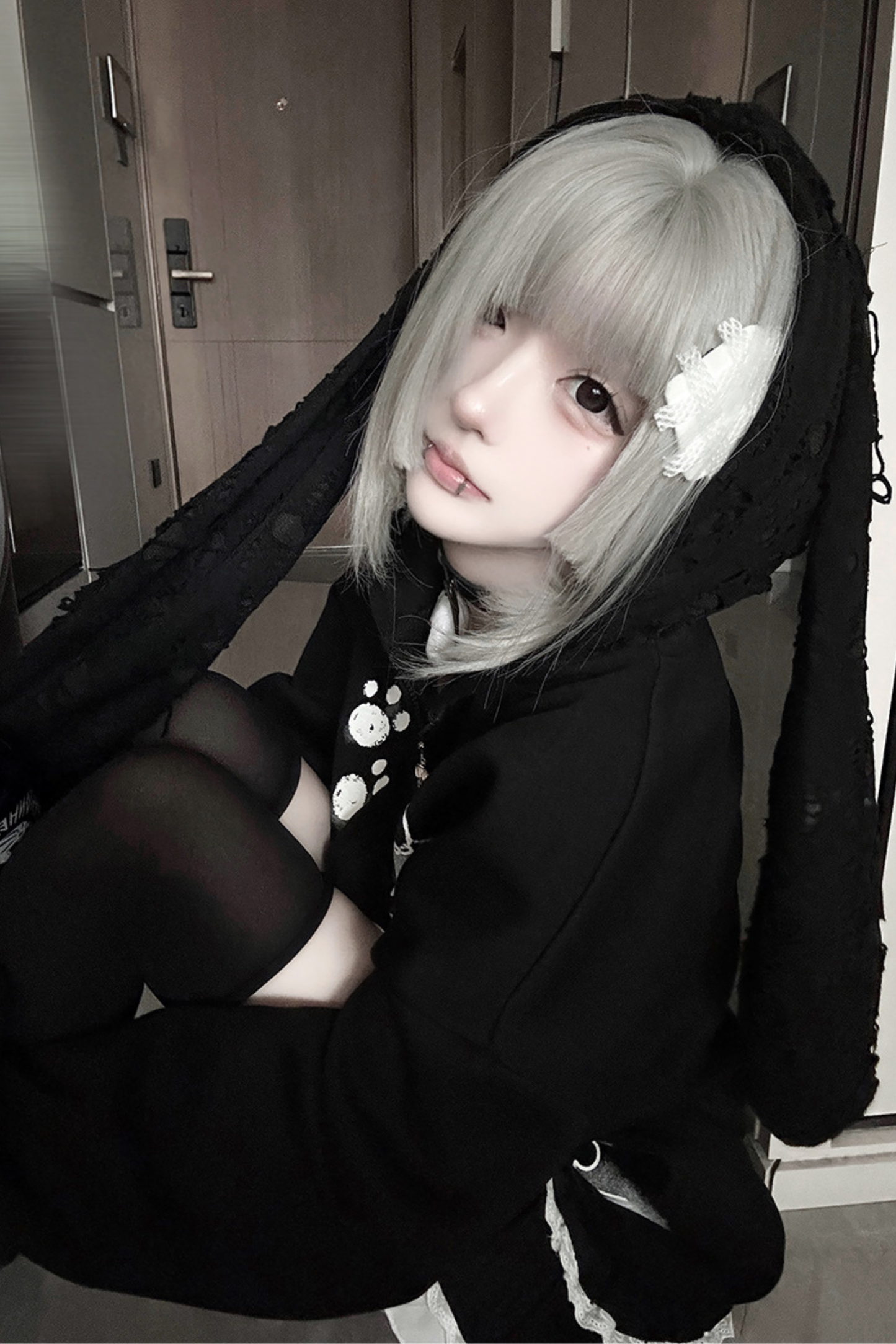 レースフードメディカルガールイラストパーカー