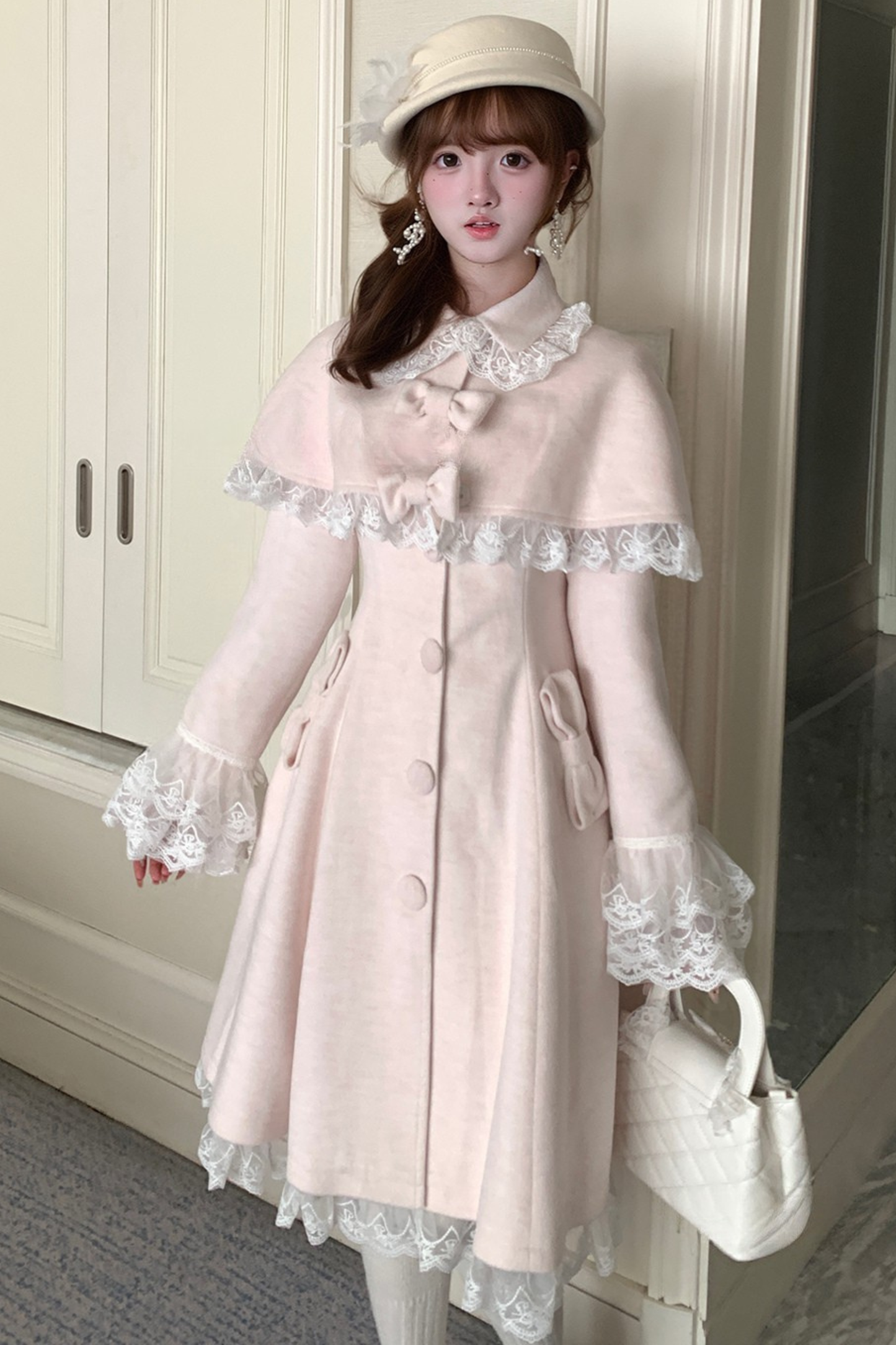 ガーリーリボンケープフレアコート