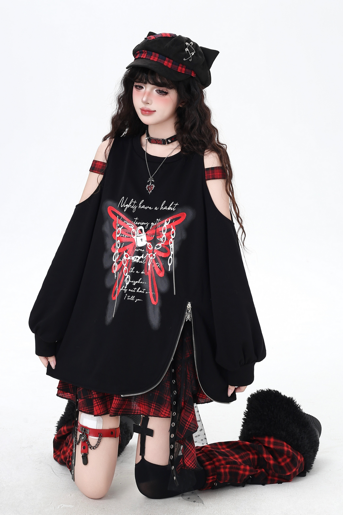 Butterfly Off-the-shoulder Design Loose Top