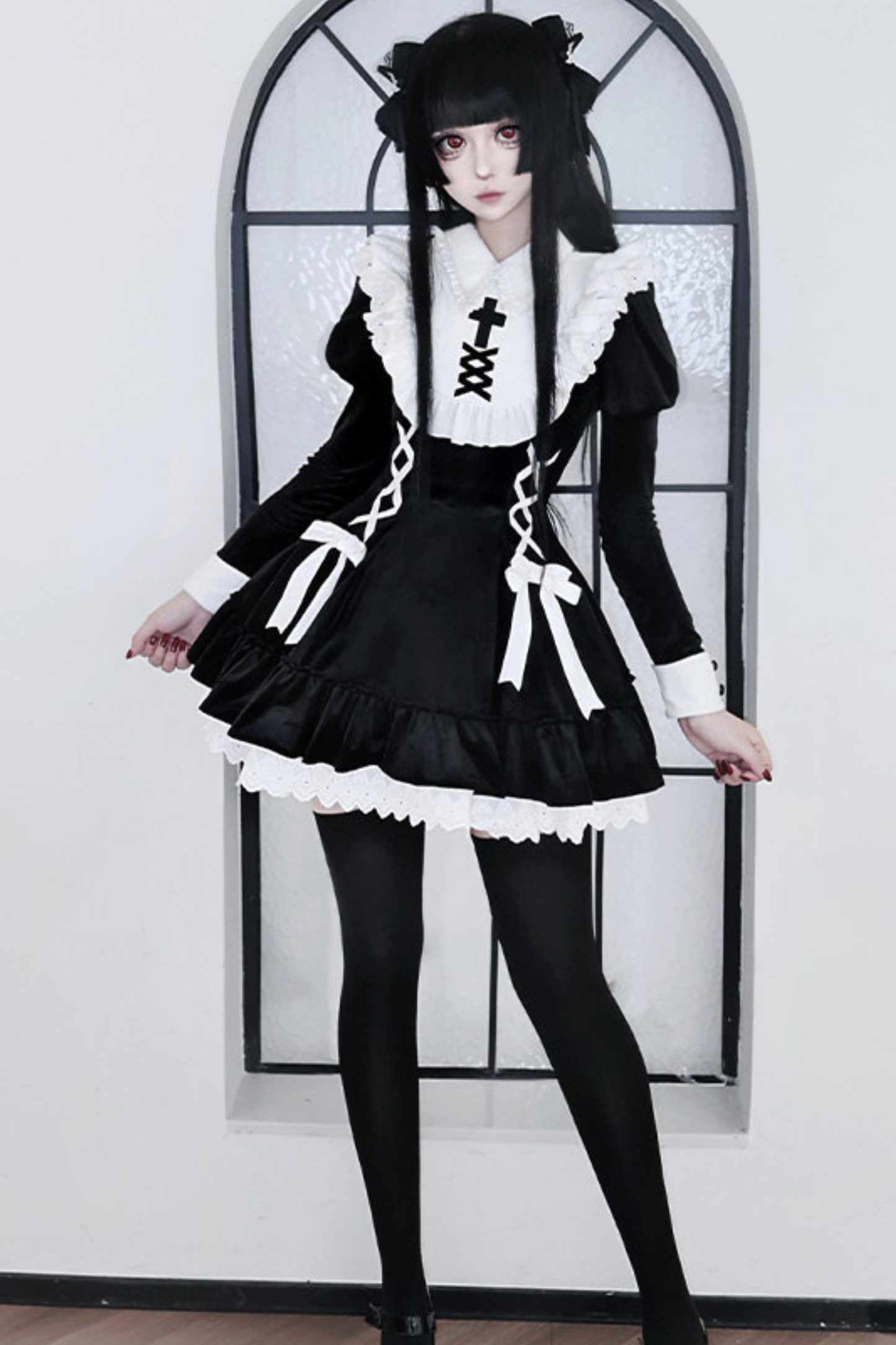 Lace-up ribbon Lolita dress + brooch + hair clip