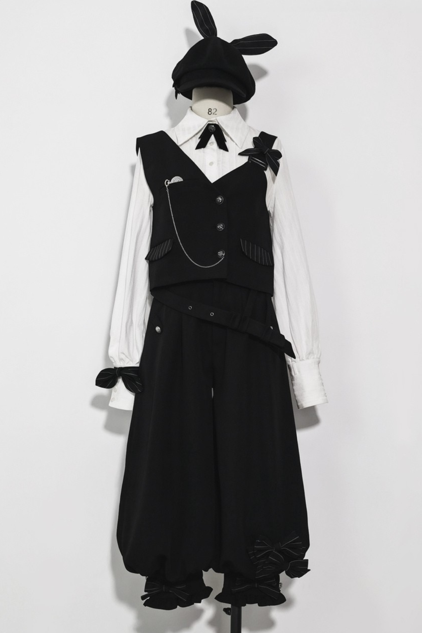 クールシックベスト+シャツ+バルーンパンツ