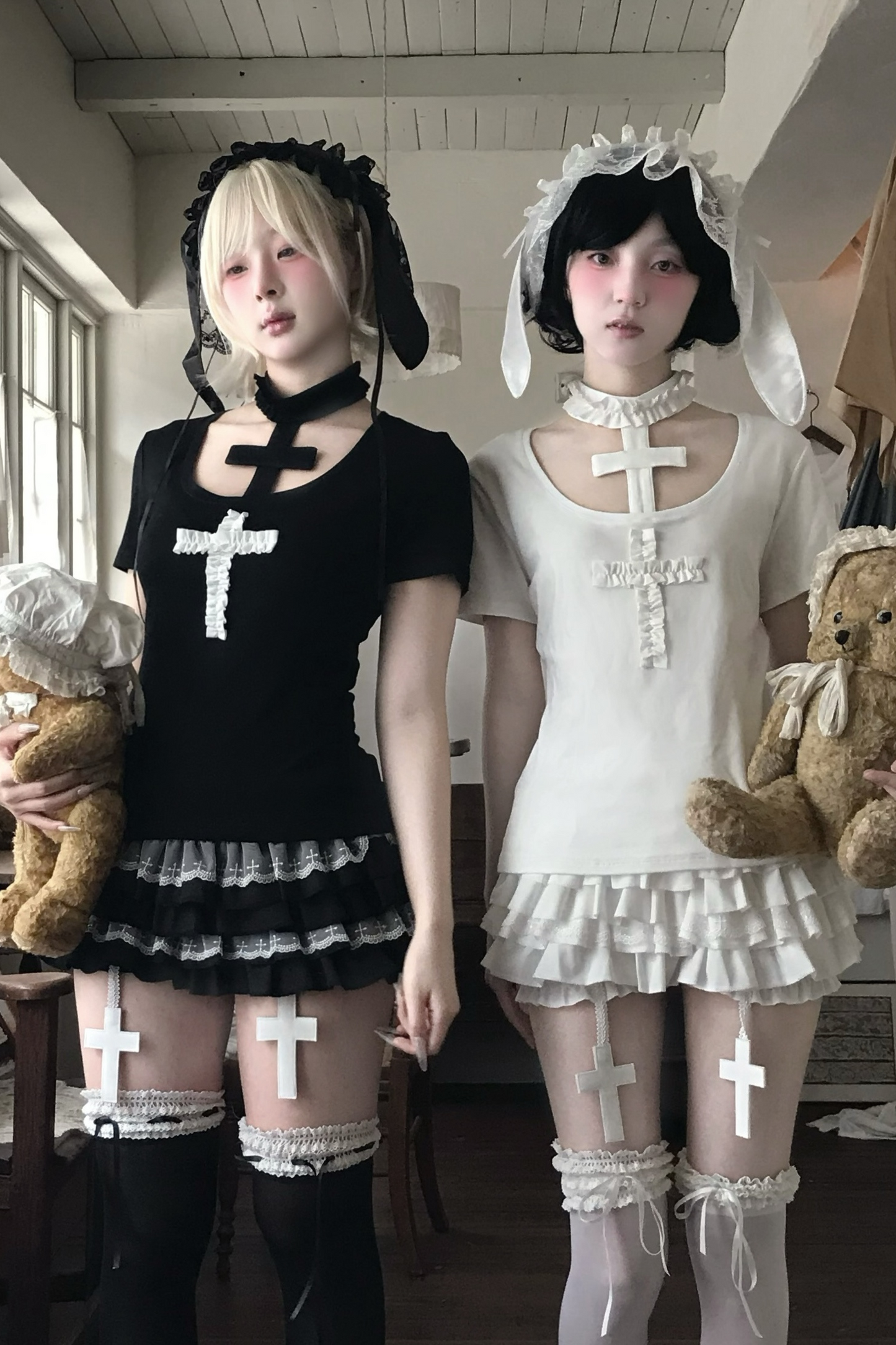 Gothic-Stil Kreuz-T-Shirt + Kreuzkragen + Kürbishose