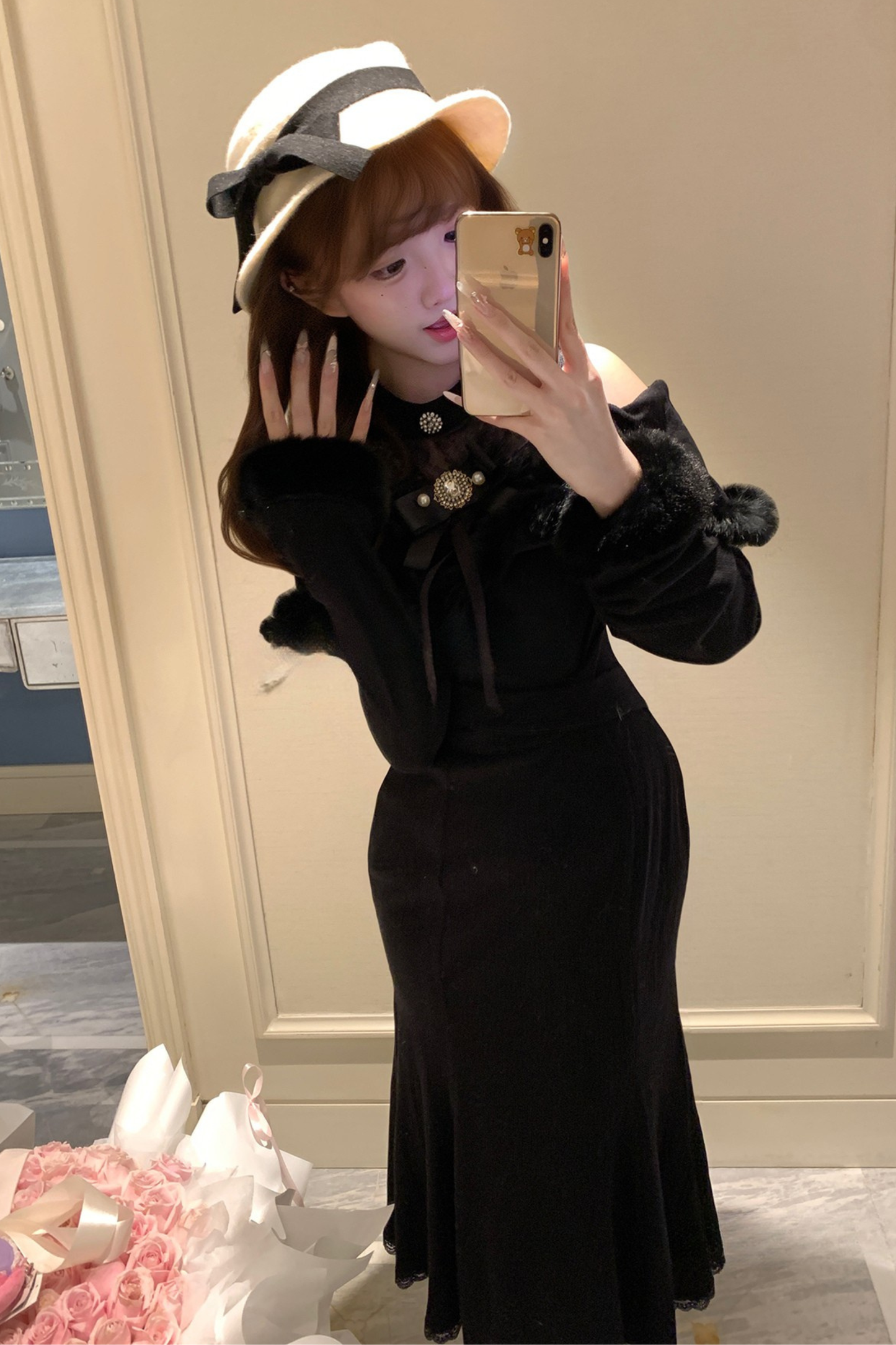 スリムダークニットドレス