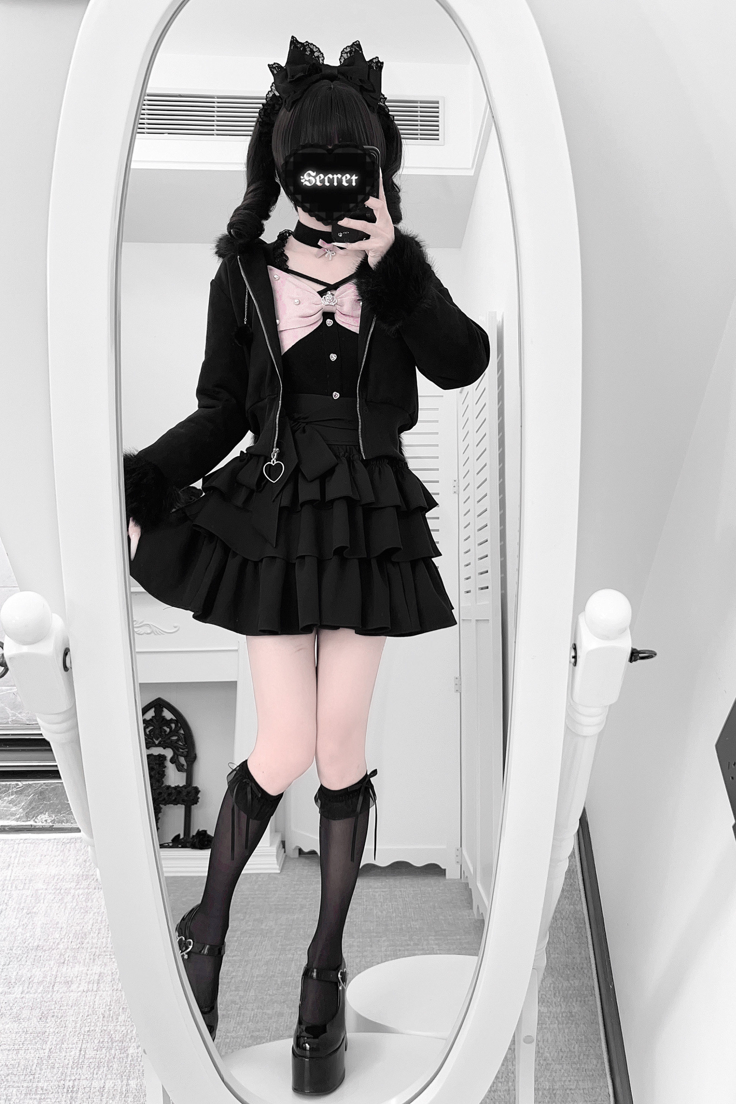 Hasenohren-Kapuzen-Wildlederjacke