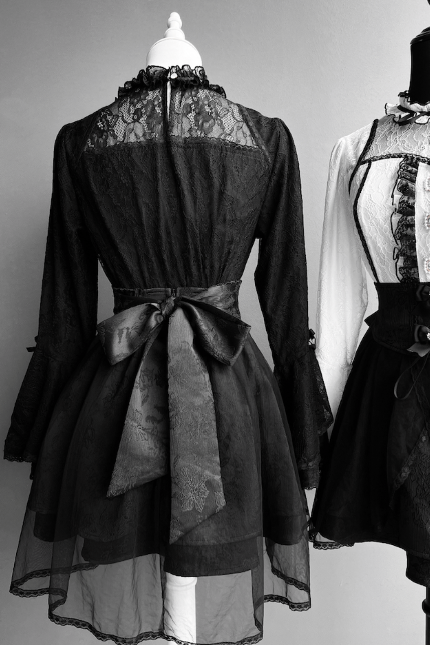 レースフレアスリーブブラウス+スカート