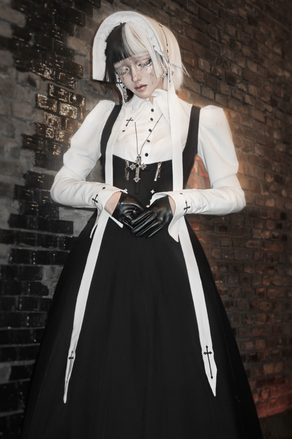 ゴスロリータスプリットブラウス+サスペンダースカート