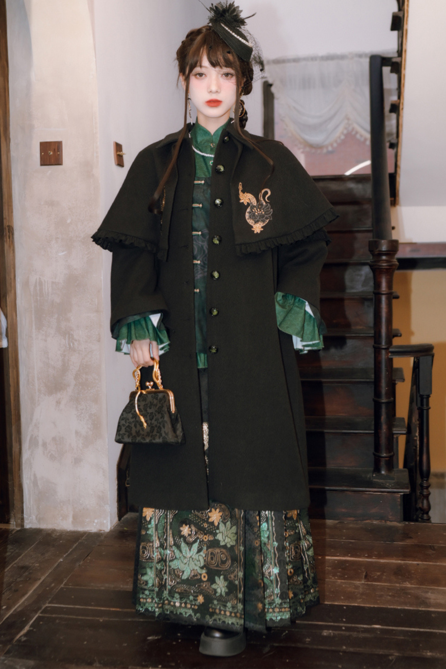 刺繍チャイナロングコート