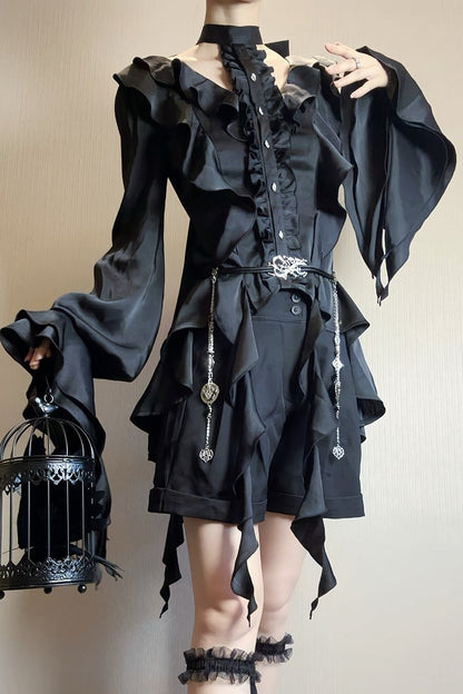 [November 9 Preorder Deadline] Victorian Gothic Lolita Halter-Neck Blouse with Flared Sleeves, an Asymmetrical Frill, and a Train