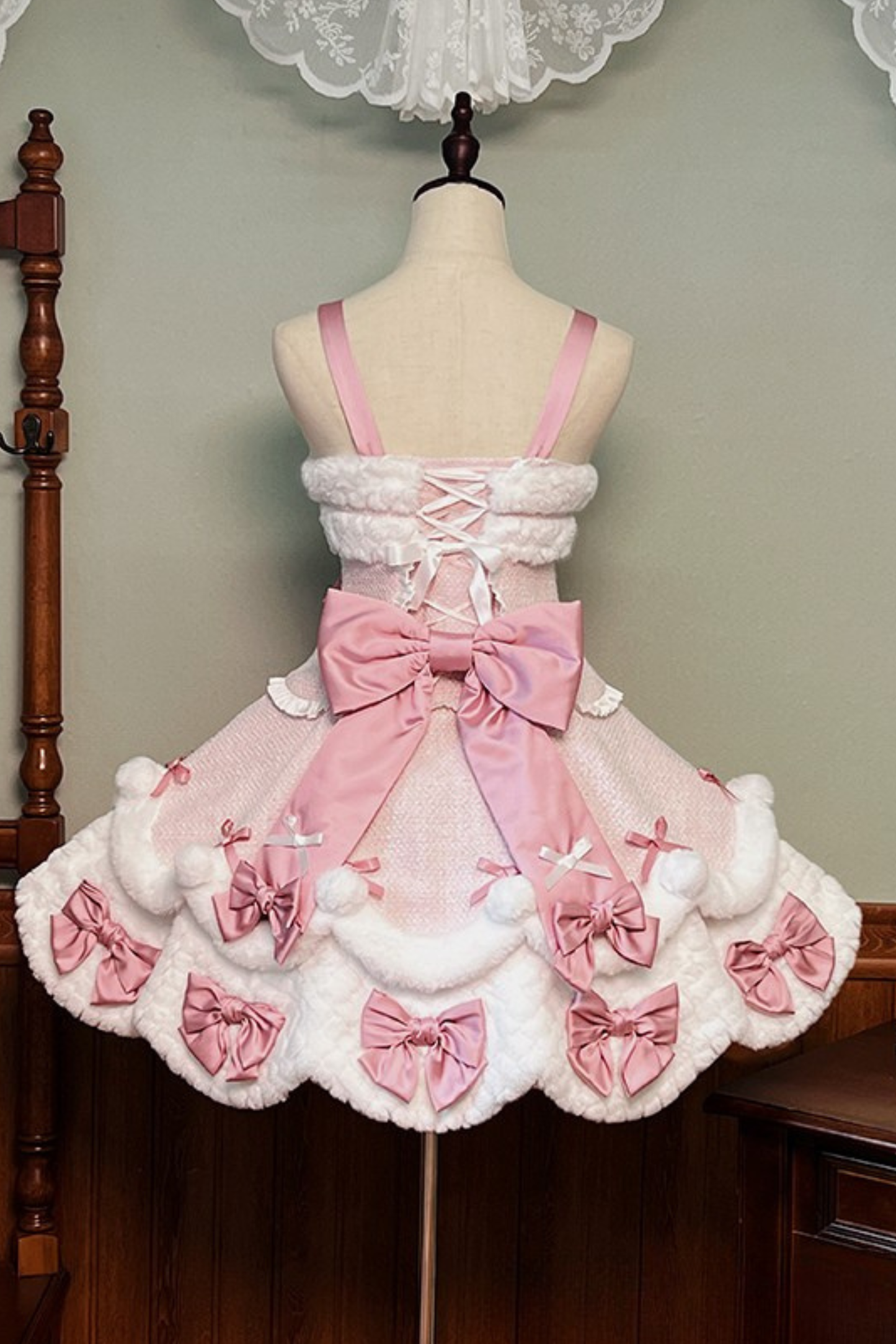 [Deadline for reservations: December 8] Frosted Sugar Rabbit Fur Ribbon Strap Dress