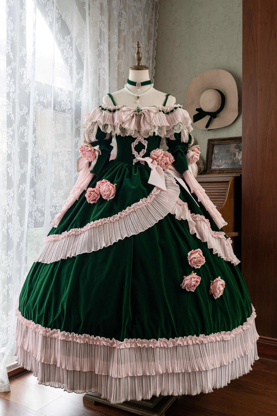 [Reservations] Rose Elegant Retro Classical Jewel Ribbon Dress