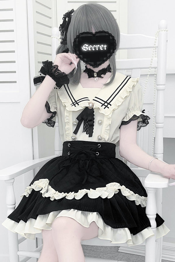 地雷ラインセーラートップス+フレアスカート