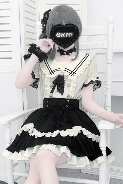 地雷ラインセーラートップス+フレアスカート