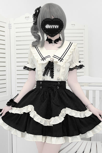 地雷ラインセーラートップス+フレアスカート