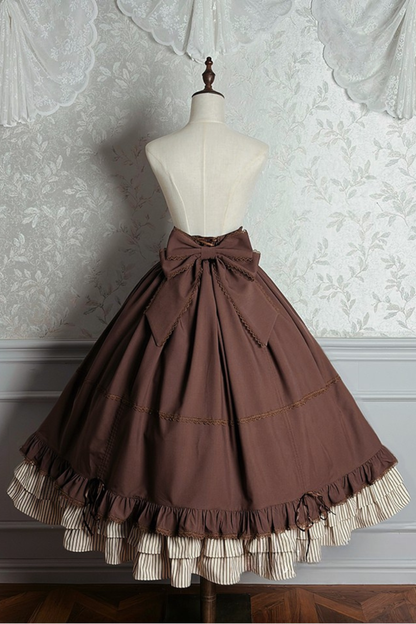 [Deadline for reservations: November 23] Victoria Duke Elegant Classic Pull-Up Skirt + Tiered Ribbon Skirt