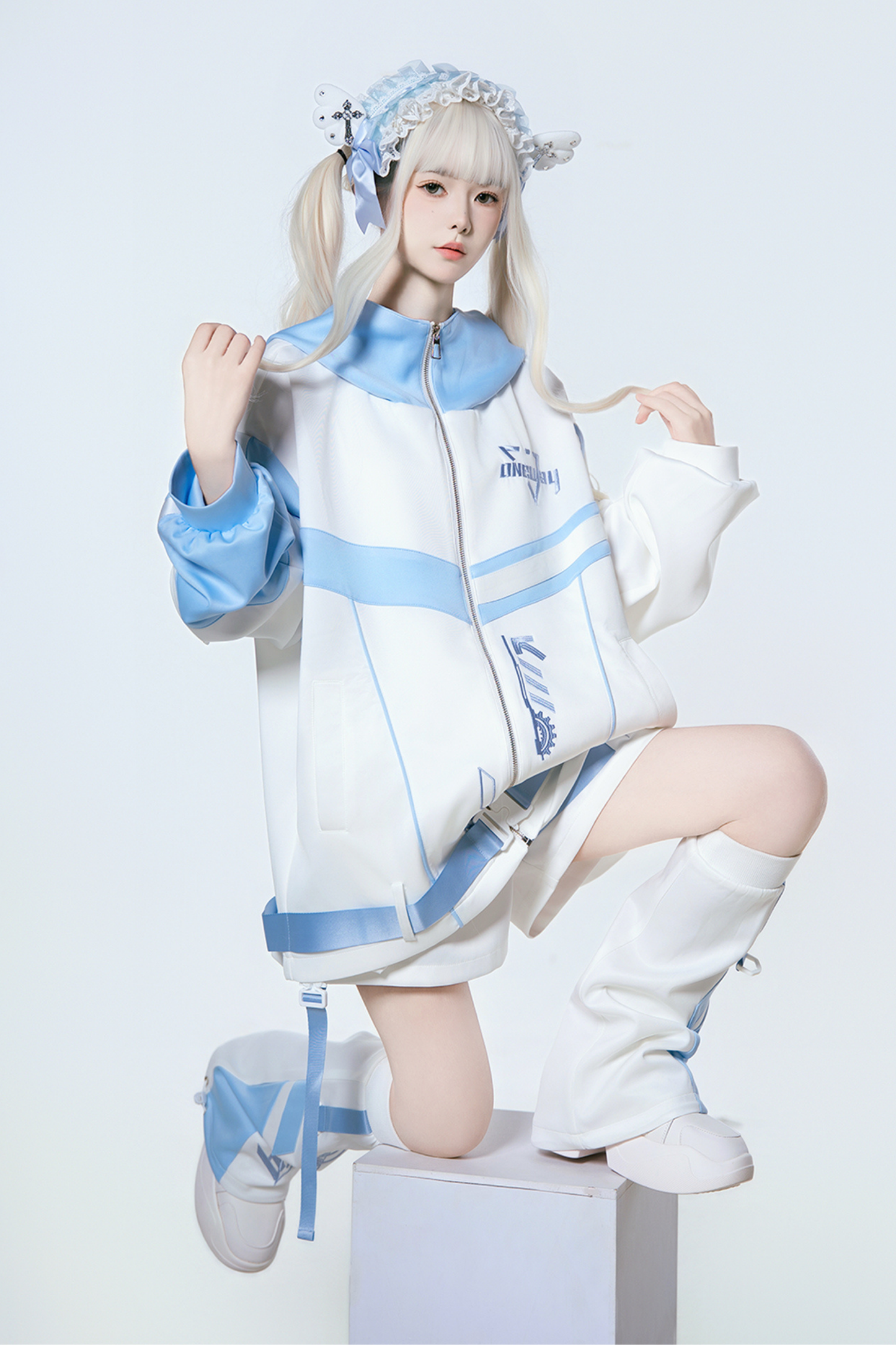 サイバーサブカルジャージジャケット+ショートパンツ+レッグカバー