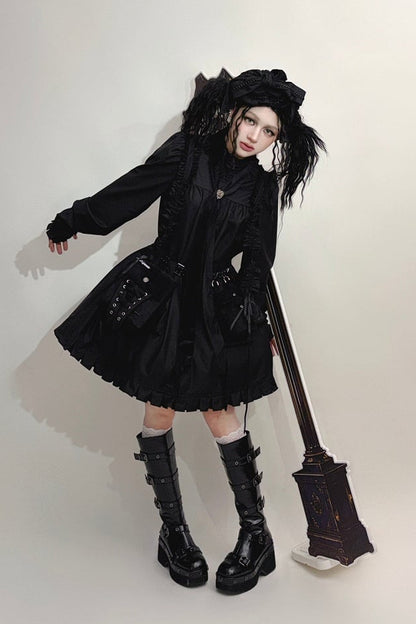 【11月6日予約締切】White/Black Gothic Lolita Drawstring Frill Strap Doll Dress