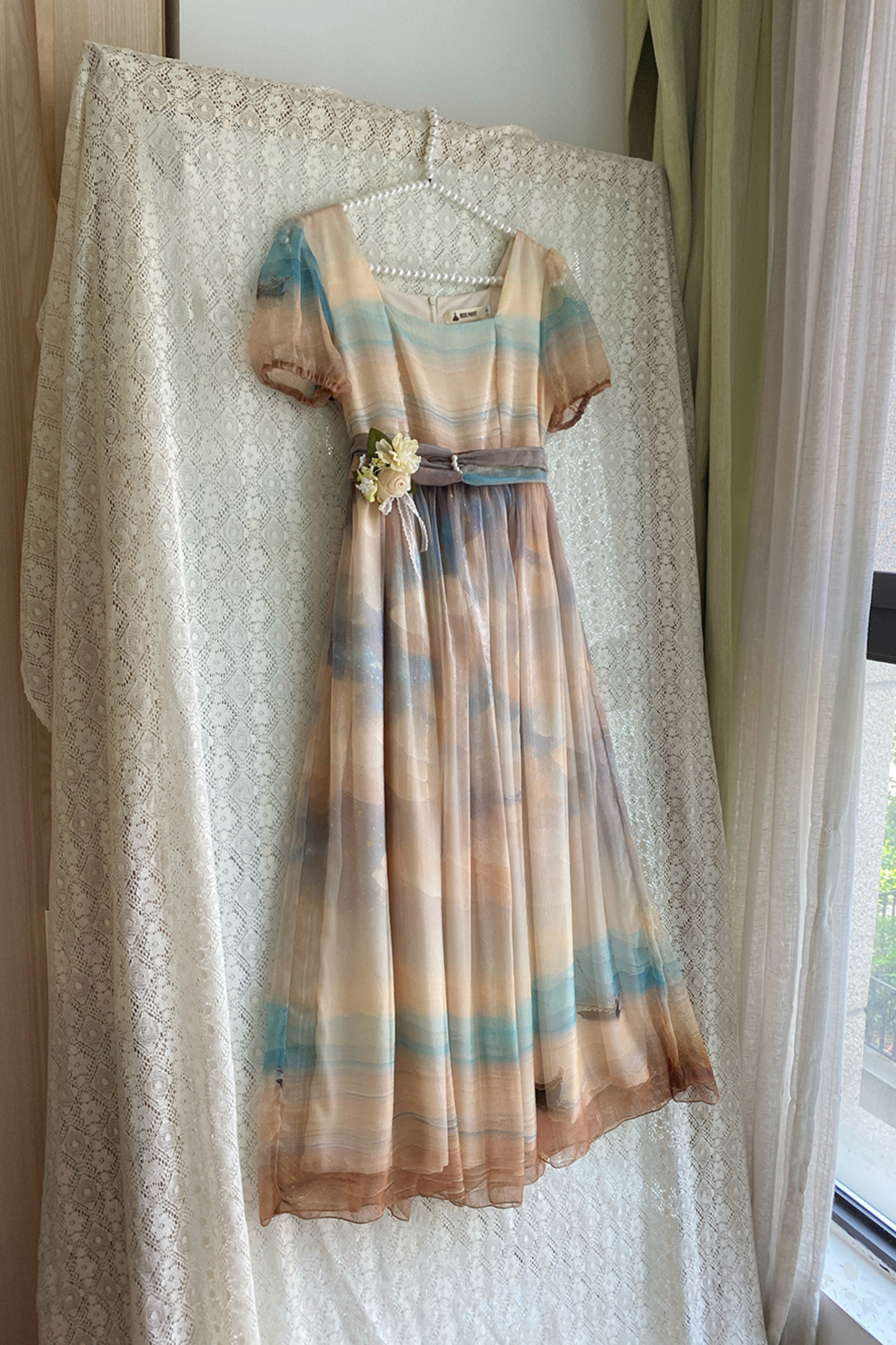 マーブルアートハイウエストマークロリータドレス