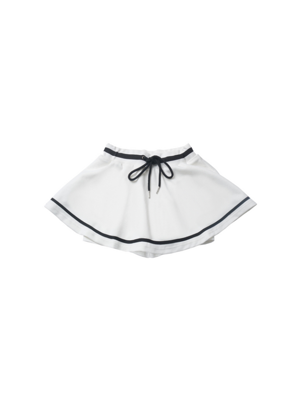 スポーティーミックストップス+フードパーカー+キャミソール+キュロット